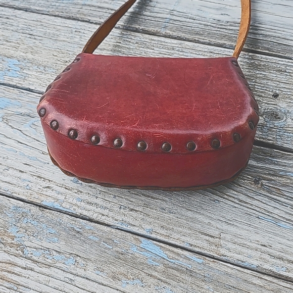 VINTAGE 70's Leather Shoulder Bag - Picture 7 of 14